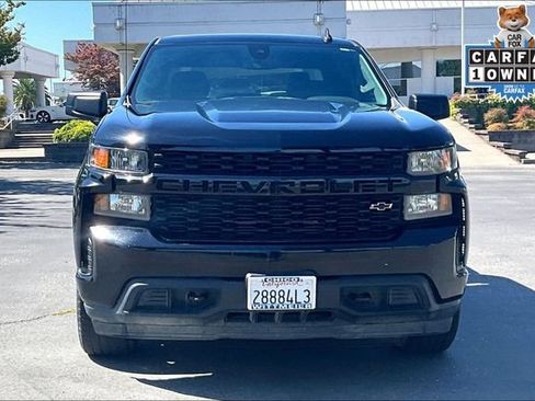 Used 2022 Chevrolet Silverado 1500 Custom w/ LPO, Blackout Package RWD image 3