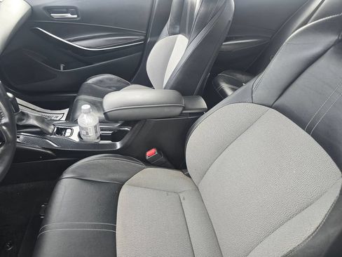Certified 2019 Toyota Corolla XSE FWD image 19