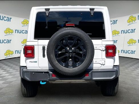 Used 2023 Jeep Wrangler Unlimited Sahara w/ Cold Weather Group AWD/4WD image 5