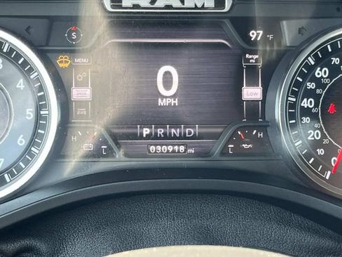 Used 2022 RAM 1500 Big Horn AWD/4WD image 38