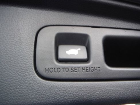 Used 2024 Honda CR-V EX-L image 42