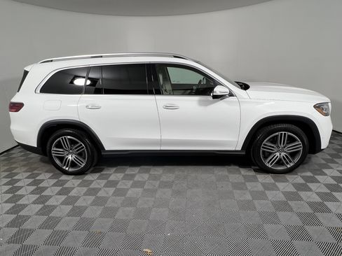 Used 2026 Mercedes-Benz GLS 450 4MATIC image 5