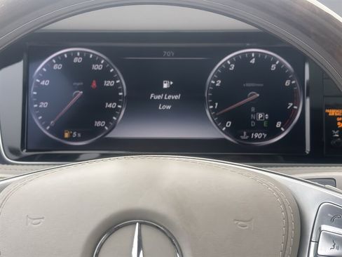 Used 2015 Mercedes-Benz S 550 4MATIC Sedan image 29