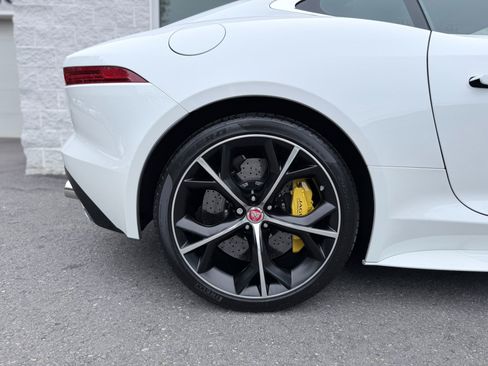 Used 2017 Jaguar F-TYPE R AWD/4WD image 44