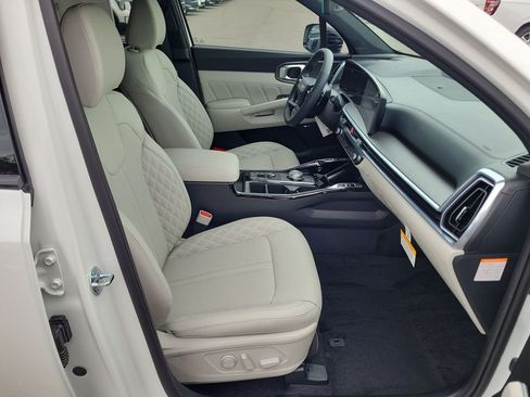 New 2026 Kia Sorento SX Prestige AWD/4WD image 7