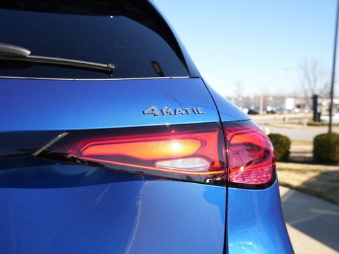 New 2026 Mercedes-Benz GLC 300 4MATIC image 14