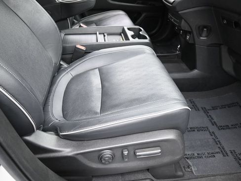 Used 2022 Honda Odyssey Elite image 47