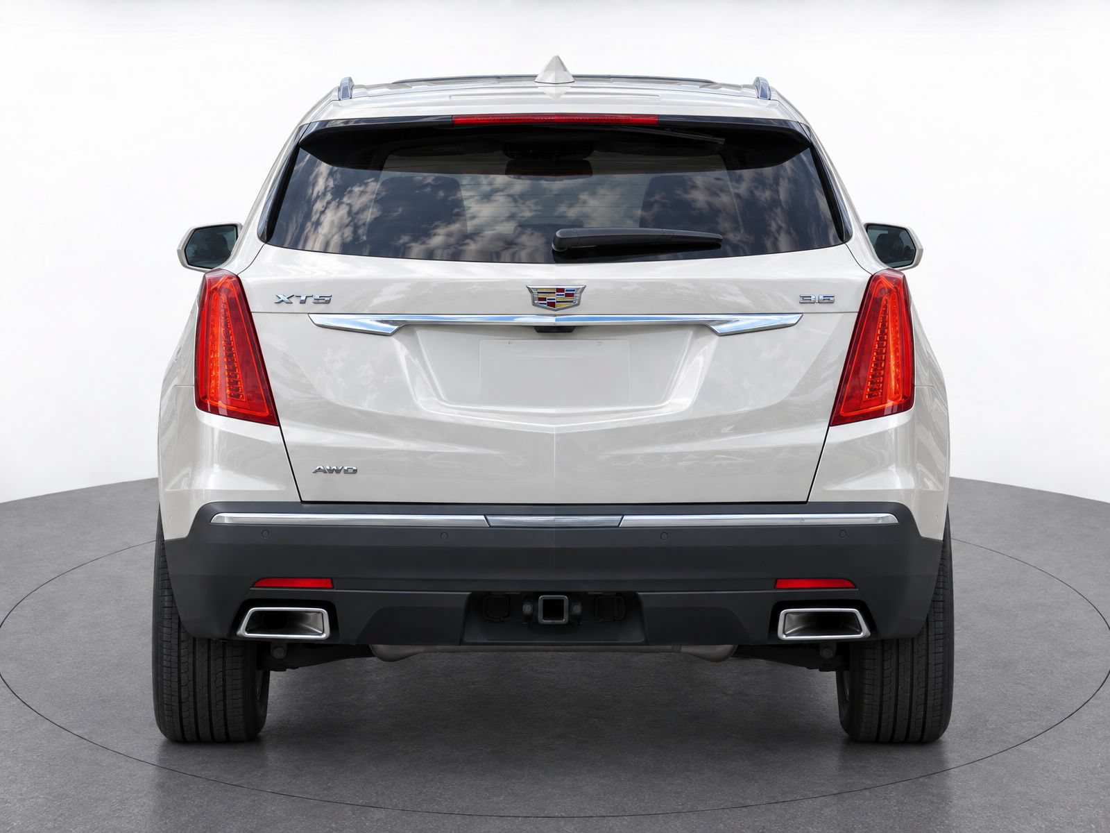 Used 2017 Cadillac XT5 Luxury AWD/4WD image 7