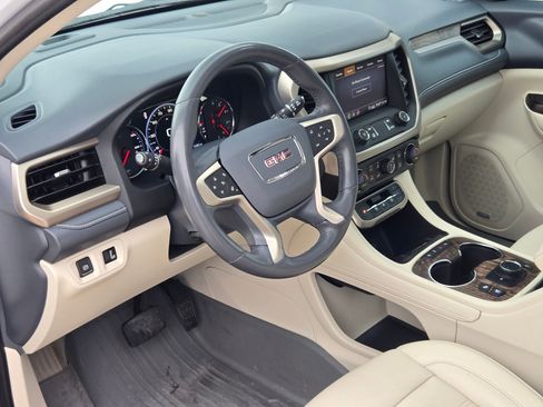 Used 2020 GMC Acadia Denali image 10
