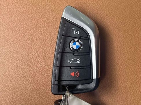 Used 2026 BMW 440i xDrive Coupe w/ Premium Package AWD/4WD image 4