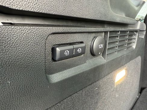 Used 2023 Lincoln Nautilus Reserve w/ Equipment Group 201A image 32