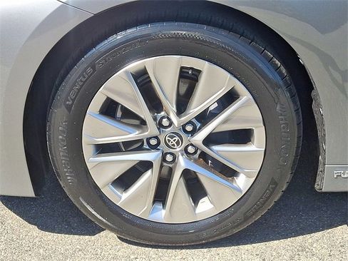 Used 2022 Toyota Mirai XLE image 8