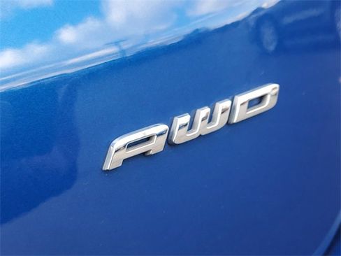 Certified 2024 Ford Edge Titanium image 7