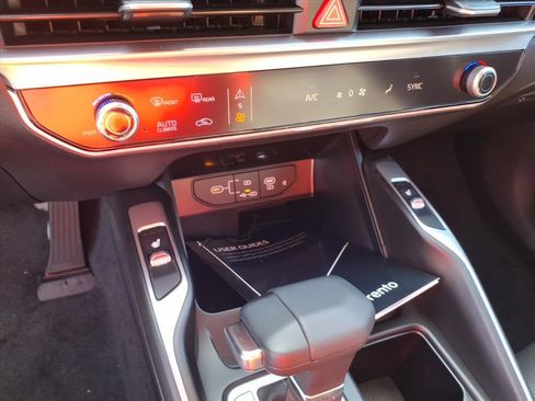 New 2026 Kia Sorento EX w/ EX Premium Package FWD image 23