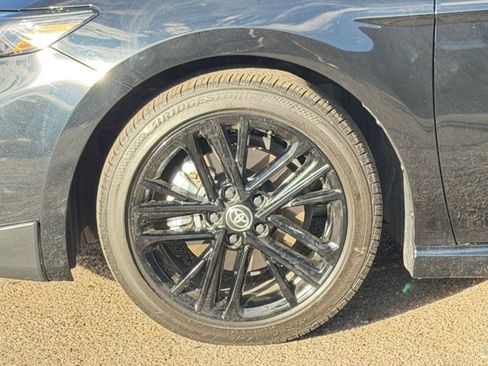 Used 2025 Toyota Camry LE image 30