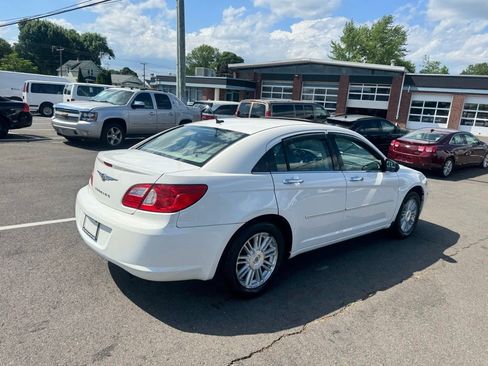 Used 2008 Chrysler Sebring Limited FWD image 8