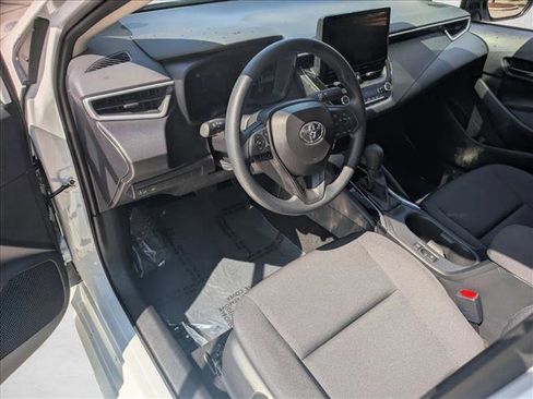 Certified 2026 Toyota Corolla LE image 9