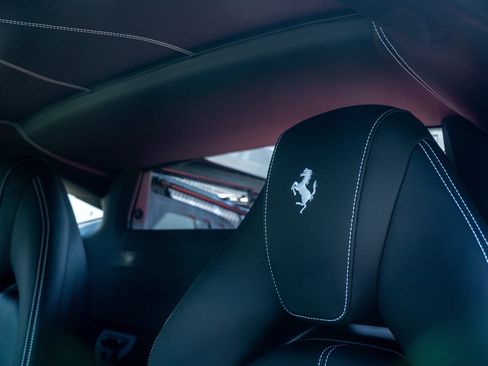 Used 2022 Ferrari F8 Tributo RWD image 35
