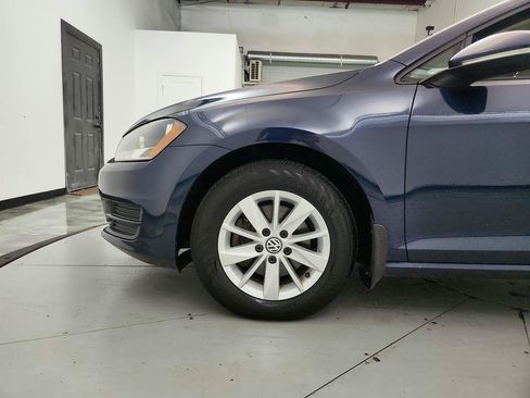 Used 2015 Volkswagen Golf S FWD image 27