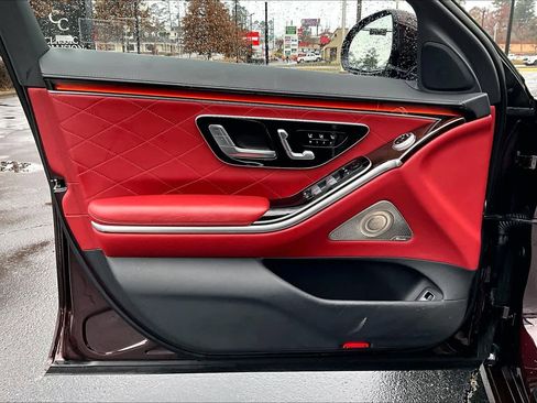 Used 2022 Mercedes-Benz S 500 4MATIC image 21