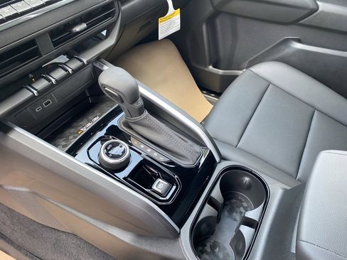 New 2025 Chevrolet Colorado Trail Boss image 17