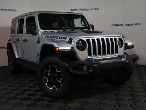 Used 2023 Jeep Wrangler Unlimited Rubicon 4xe w/ Cold Weather Group AWD/4WD image 2