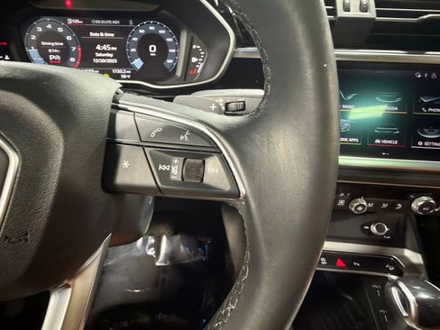 Used 2022 Audi Q3 2.0T Premium Plus w/ Premium Plus Package image 14