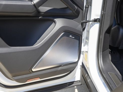 New 2026 Porsche Cayenne Turbo GT image 33