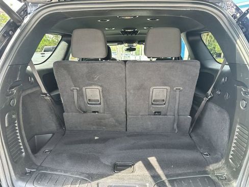 Used 2025 Dodge Durango GT RWD image 28