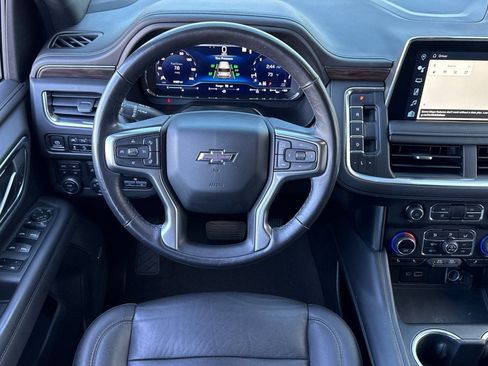 Used 2022 Chevrolet Tahoe Z71 w/ Z71 Off-Road Package image 27