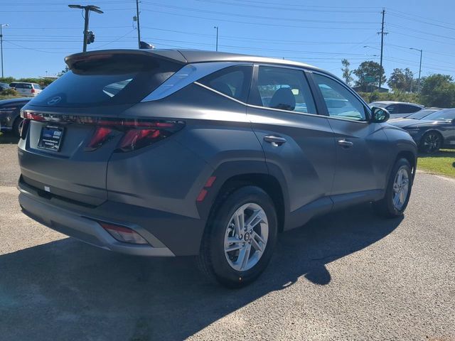 New 2025 Hyundai Tucson SE FWD image 5