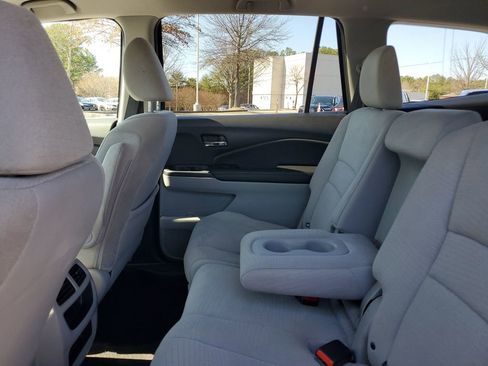 Used 2018 Honda Pilot LX image 13