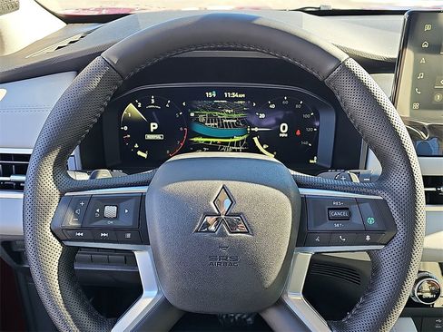 New 2026 Mitsubishi Outlander SE image 15