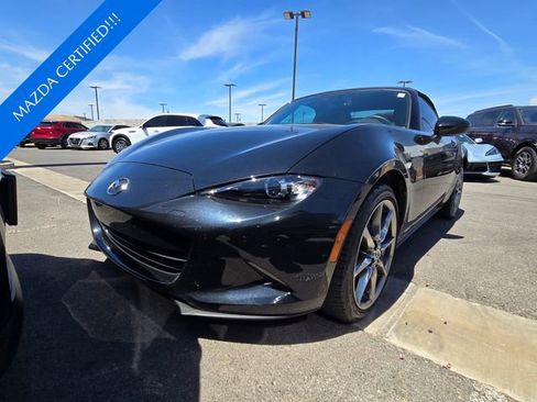 Used 2021 MAZDA MX-5 Miata Grand Touring RWD image 2