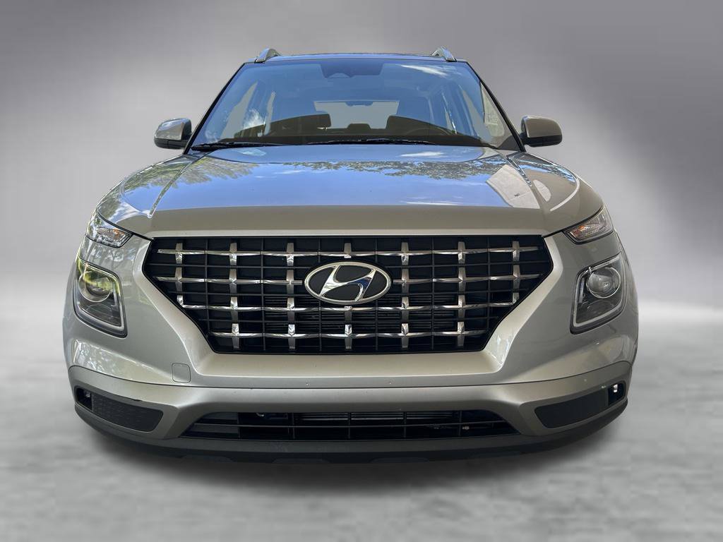 Used 2026 Hyundai Venue SEL FWD image 14