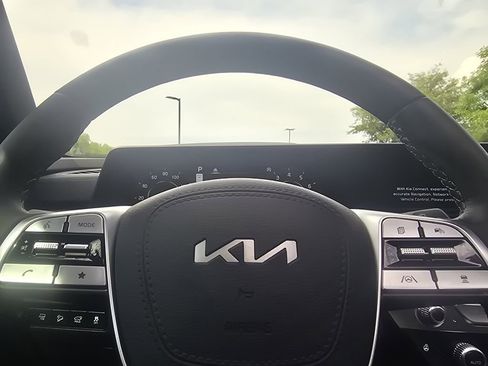 Used 2025 Kia Telluride SX Prestige X-Line AWD/4WD image 29
