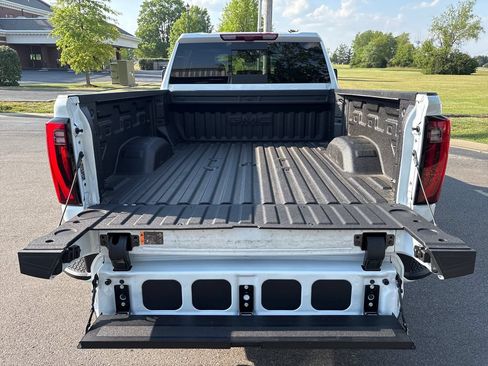 New 2026 GMC Sierra 2500 Denali w/ Denali Reserve Package AWD/4WD image 48