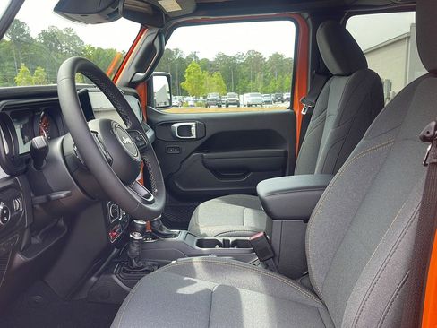 New 2026 Jeep Gladiator Willys AWD/4WD image 14