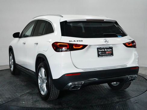 Used 2023 Mercedes-Benz GLA 250 4MATIC image 6