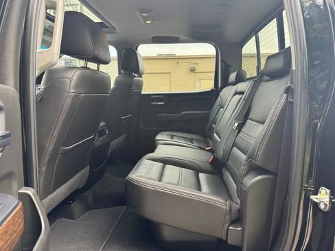 Used 2018 GMC Sierra 2500 Denali w/ Duramax Plus Package AWD/4WD image 20