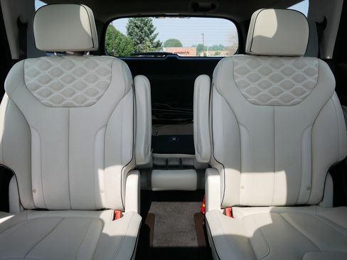 Used 2020 Hyundai Palisade Limited image 13