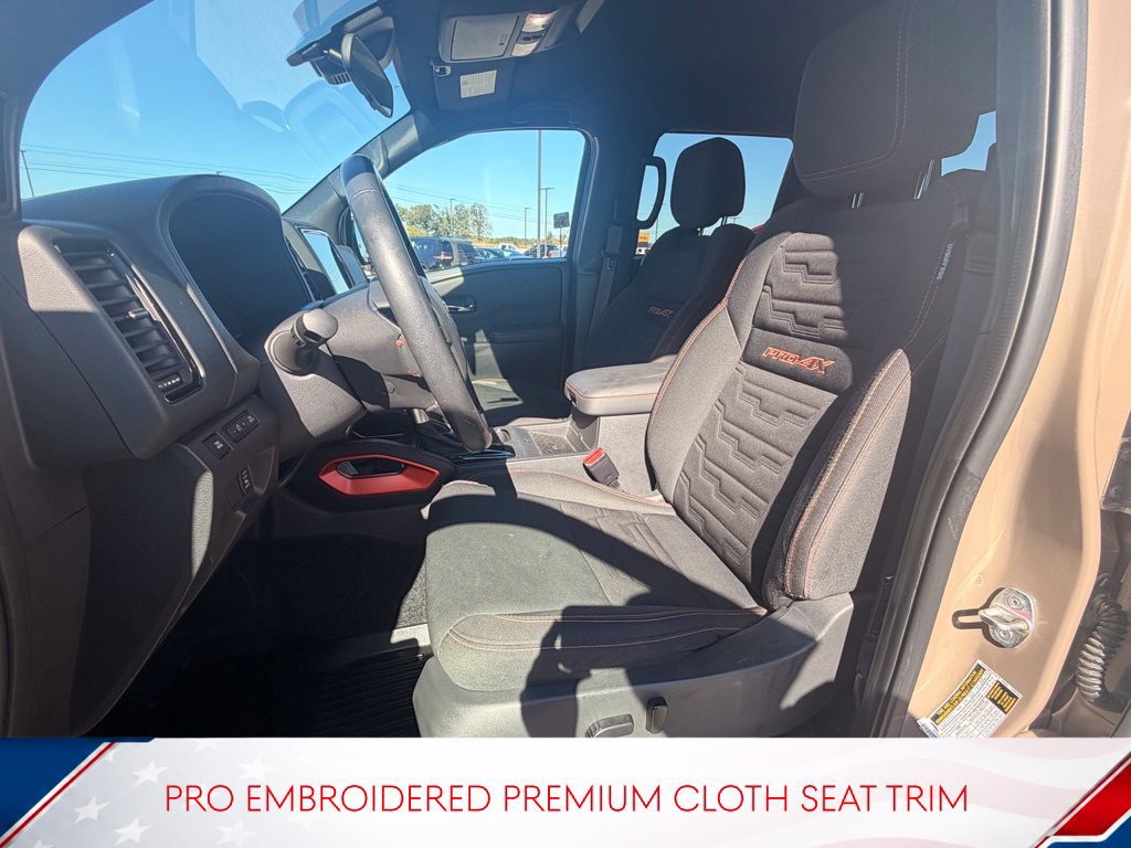 Used 2023 Nissan Frontier PRO-4X w/ Pro Convenience Package AWD/4WD image 17