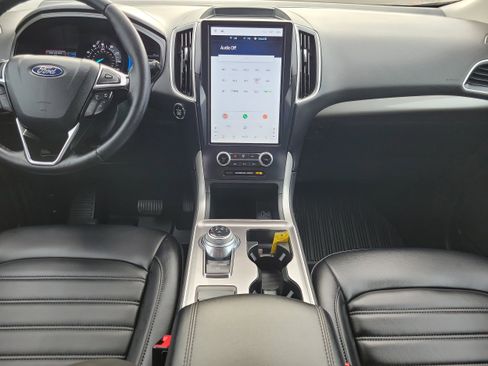 Used 2024 Ford Edge SEL w/ Convenience Package image 15