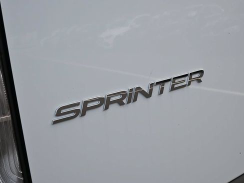 Used 2026 Mercedes-Benz Sprinter 2500 image 27