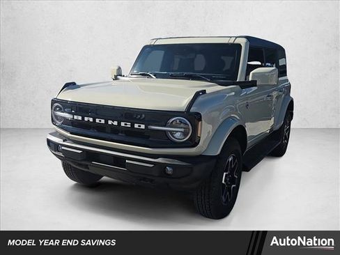 New 2025 Ford Bronco Outer Banks image 1