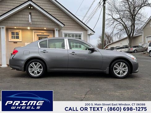 Used 2011 INFINITI G37 x Sedan w/ Premium Pkg image 8