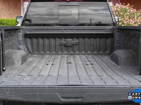 Used 2022 Chevrolet Silverado 2500 LTZ w/ LTZ Plus Package image 8