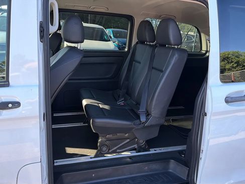 Used 2017 Mercedes-Benz Metris Passenger w/ Appearance Package image 24