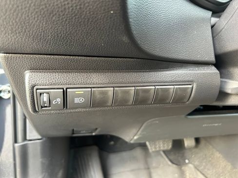 Certified 2025 Toyota Corolla LE FWD image 17