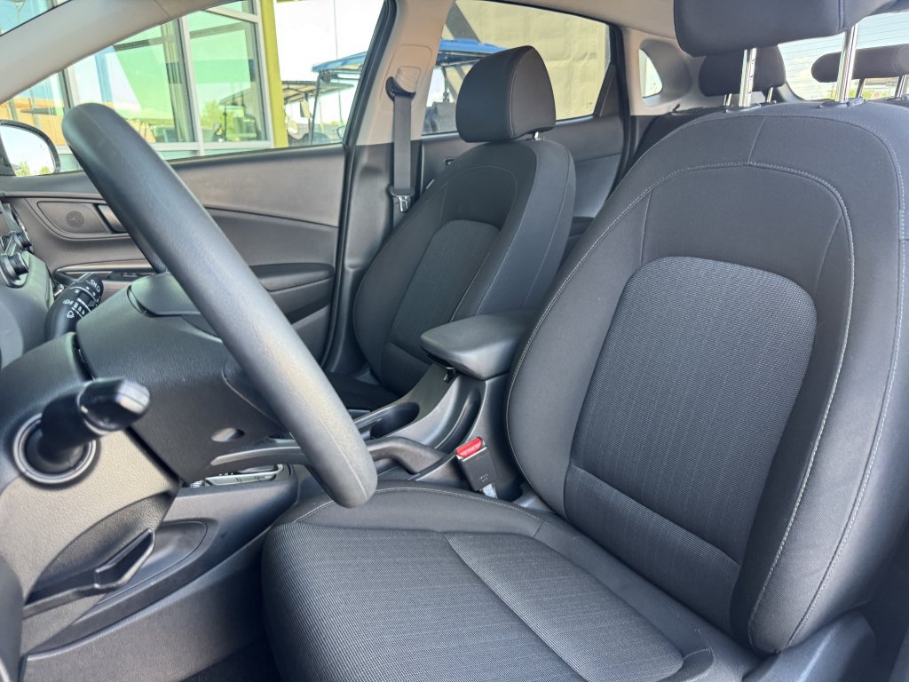 Used 2023 Hyundai Kona SEL w/ Cargo Package AWD/4WD image 29